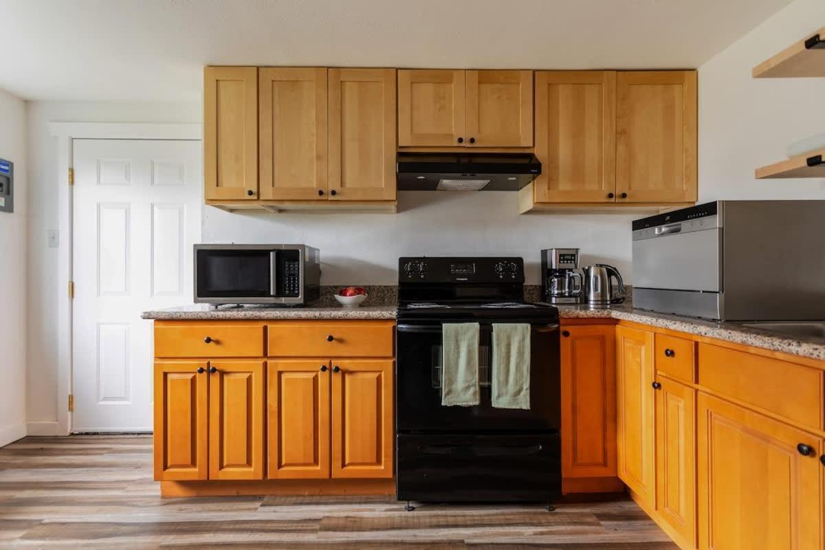 Holiday home Entire In South Workspace And Yard Seattle