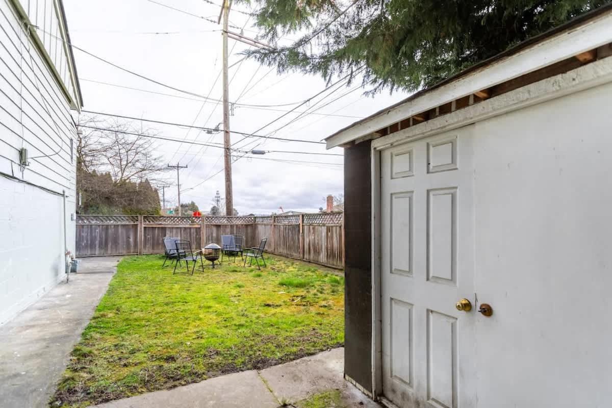 Holiday home Entire In South Workspace And Yard Seattle